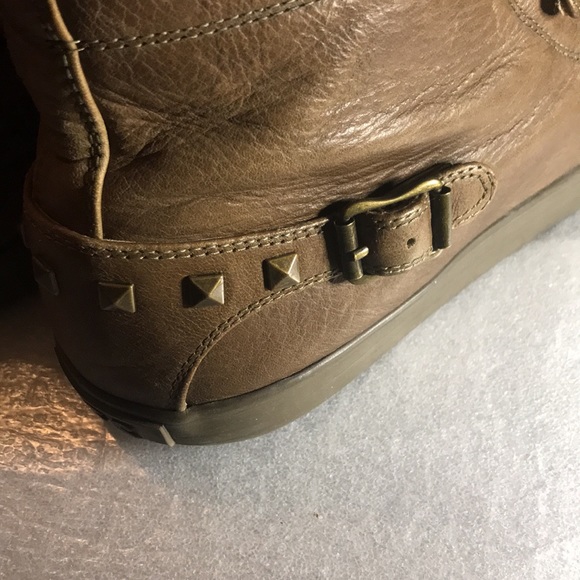 UES Studded Boots - Picture 4 of 6